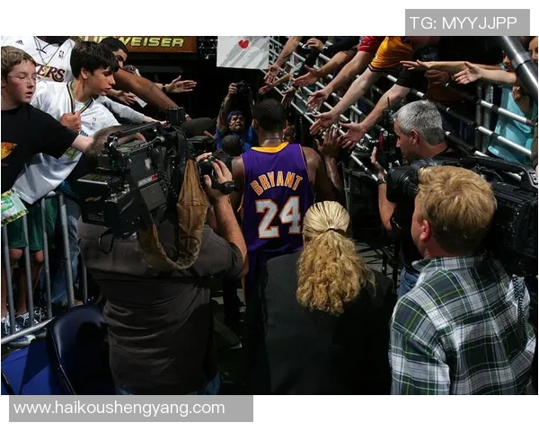 西安篮球队的拼搏历程与荣耀瞬间全景回顾 西安篮球队的拼搏历程与荣耀瞬间全景回顾