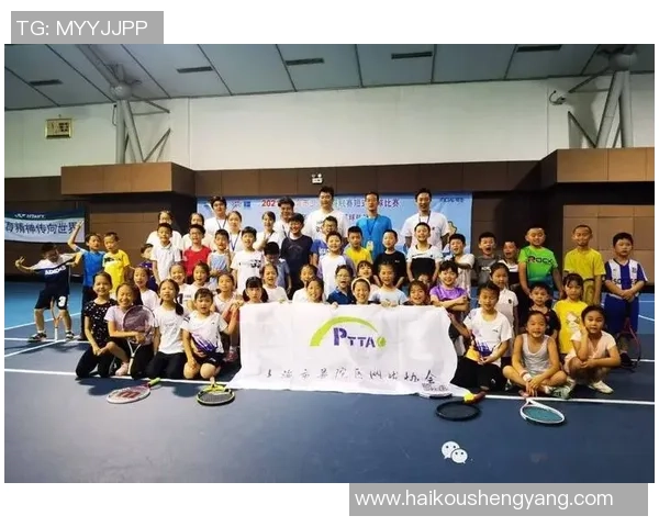 赛后分析:广州网球队与杭州网球队的团队协作表现及启示 赛后分析:广州网球队与杭州网球队的团队协作表现及启示