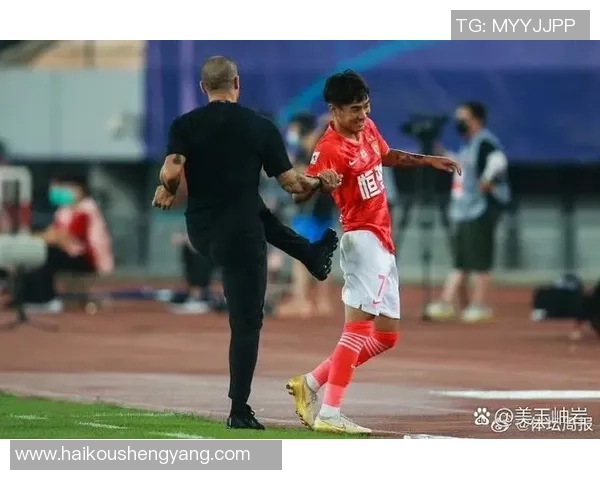 足球明星与中国的深厚情谊谁是最亲近的那位传奇人物 足球明星与中国的深厚情谊谁是最亲近的那位传奇人物