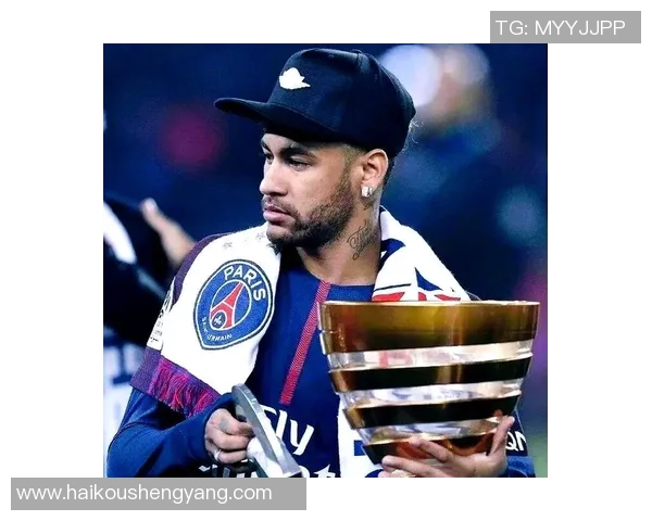 足球明星加那西的传奇之路与辉煌成就揭秘 足球明星加那西的传奇之路与辉煌成就揭秘