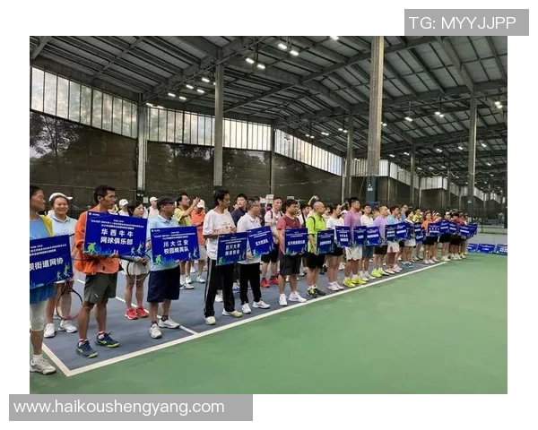 网球战术：成都网球队的快攻体系