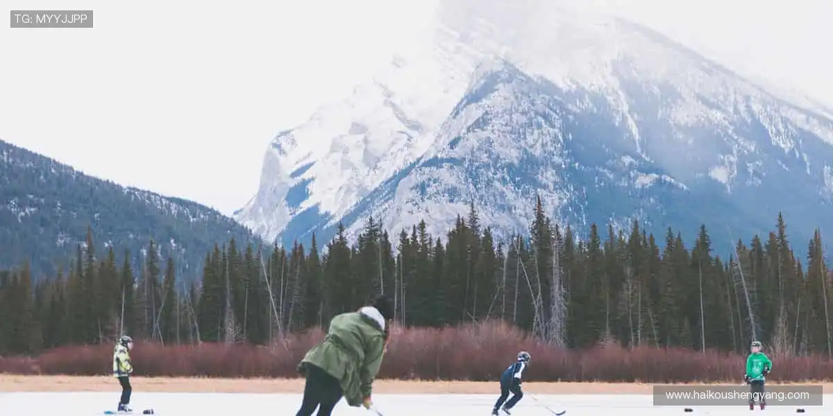 🚴 运动不止，探索无限可能，从一双专业跑鞋开始！👟